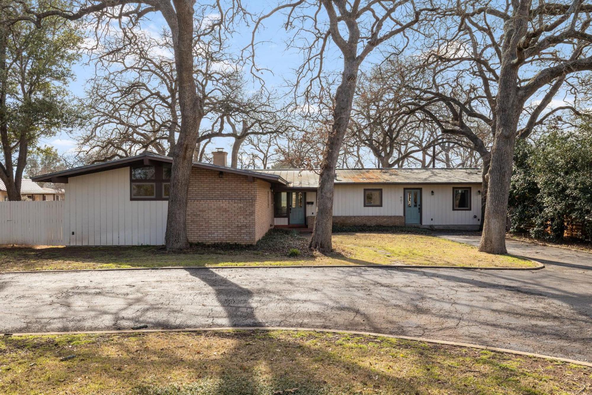 Das Treff Platz- The Gathering Place - Hot Tub! Villa Fredericksburg Exterior photo