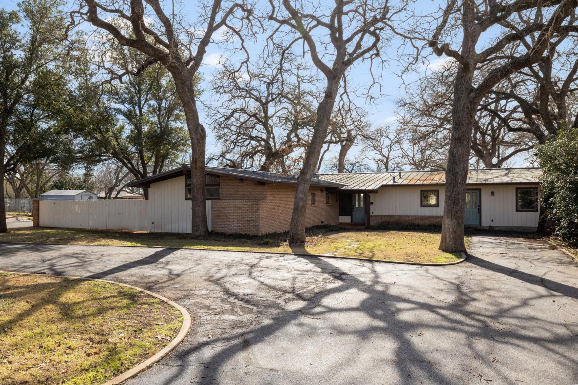 Das Treff Platz- The Gathering Place - Hot Tub! Villa Fredericksburg Exterior photo